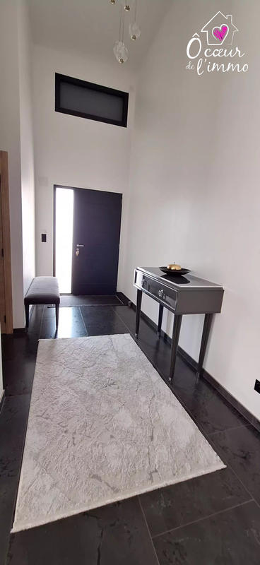 Maison - 166 m² - 7 pièces