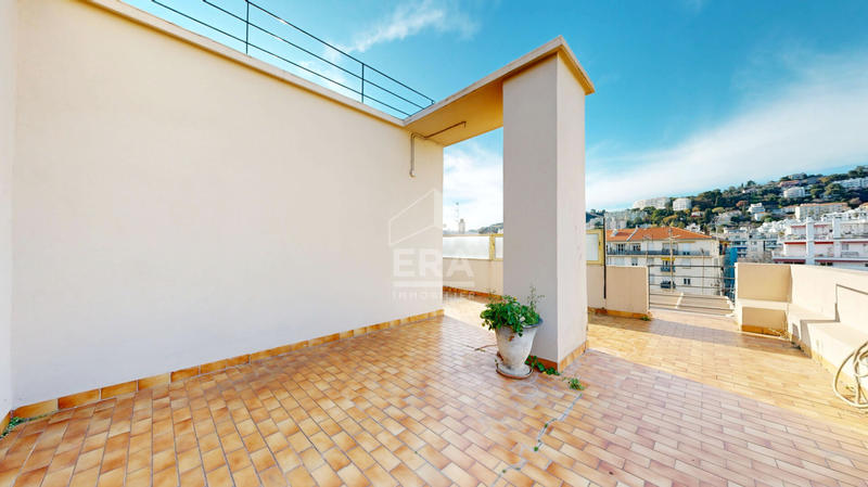 Appartement - 156 m² - 6 pièces