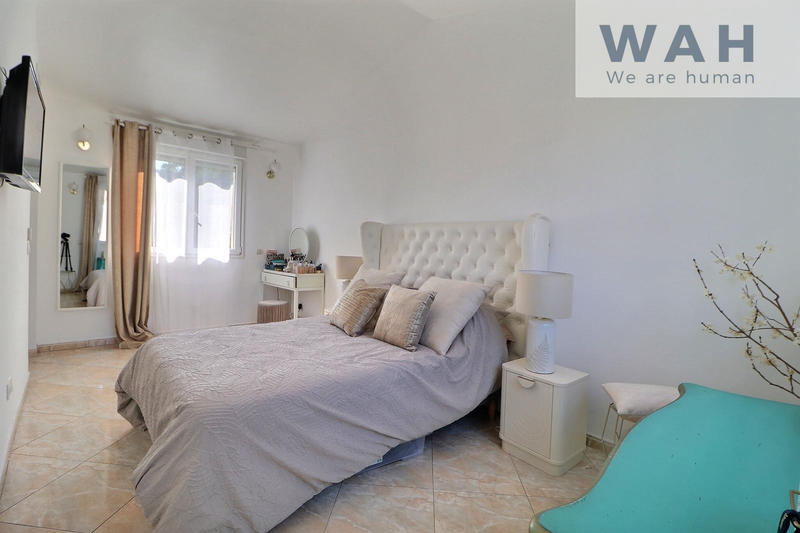 Maison - 102 m² - 6 pièces