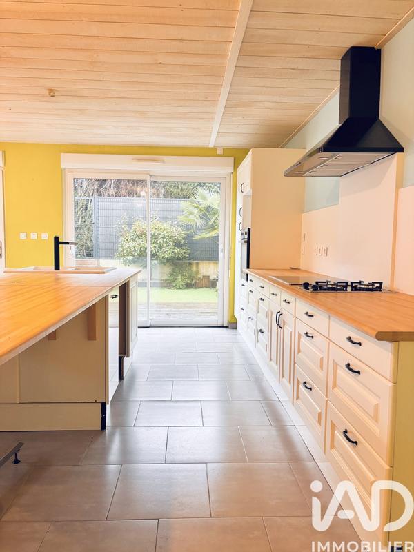 Appartement - 82 m² - 4 pièces