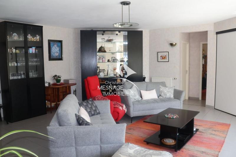 Maison d'architecte - 211 m² - 8 pièces