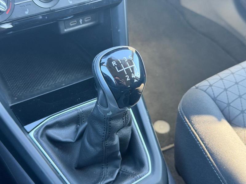 Volkswagen t-Cross 1.0 Tsi 110 Start/Stop Bvm6 Lounge