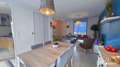 Maison - 91 m² - 5 pièces