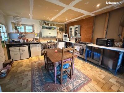 Moulin - 130 m² - 7 pièces