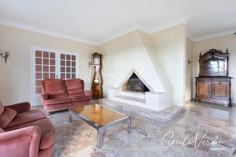 Maison - 123 m² - 6 pièces