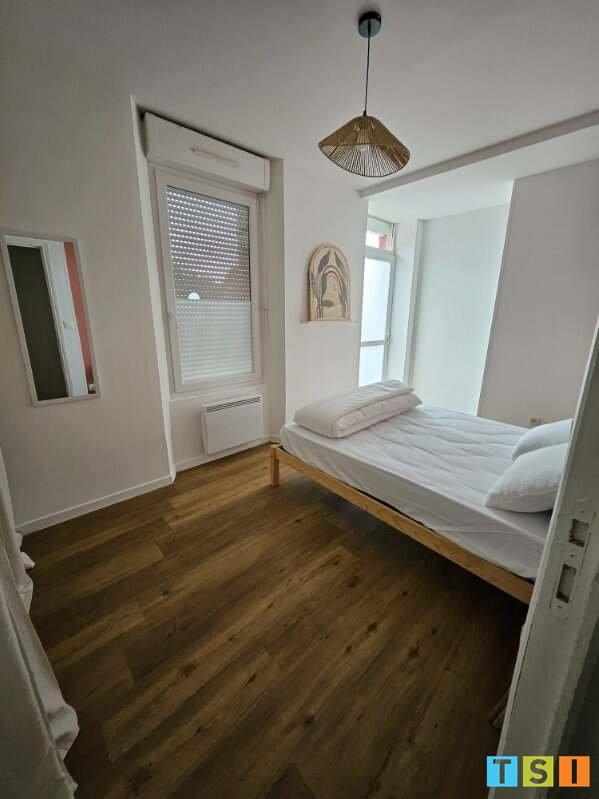 Maison - 210 m² - 8 pièces