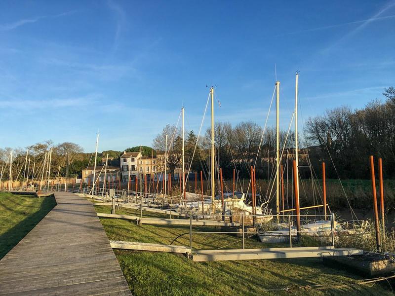 Maison - 225 m² - 9 pièces