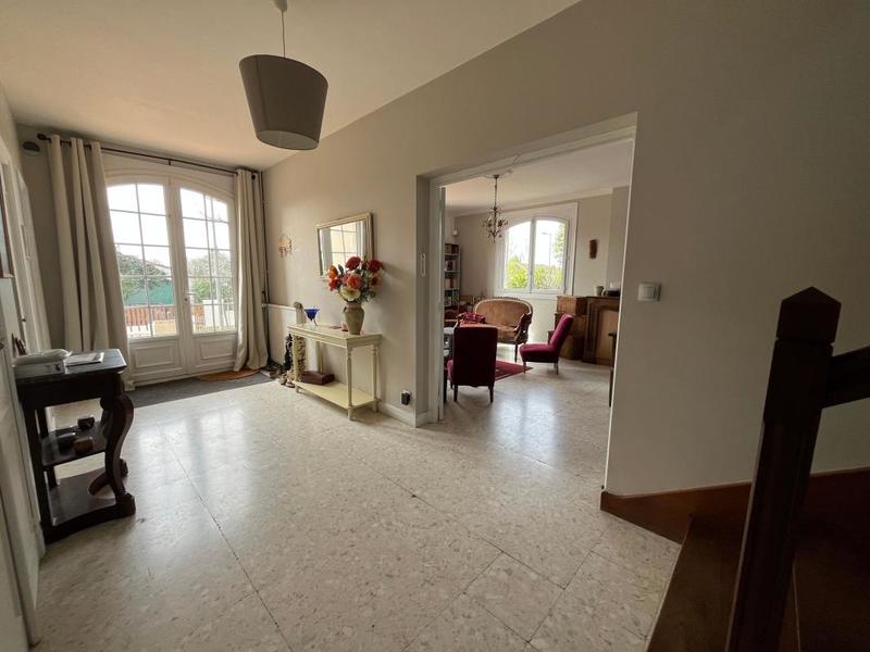 Maison - 159 m² - 7 pièces