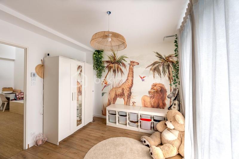 Maison - 196 m² - 7 pièces