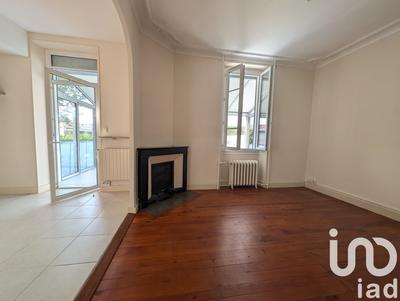 Maison de ville - 224 m² - 8 pièces