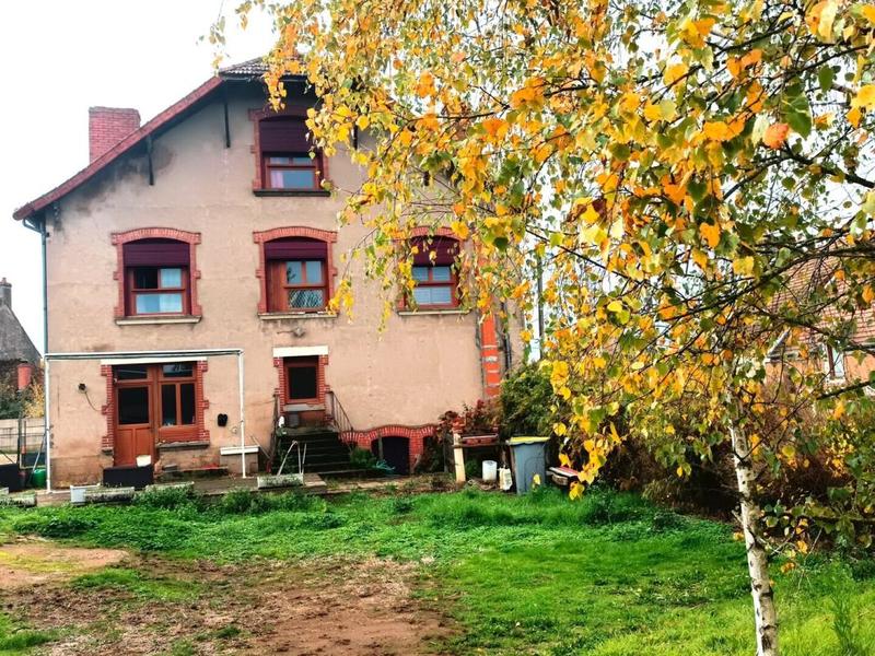 Maison - 174 m² - 10 pièces