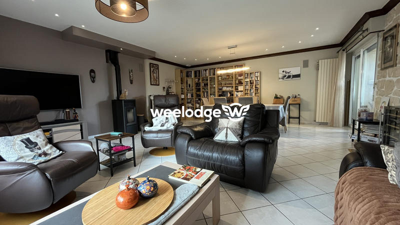 Maison - 145 m² - 6 pièces