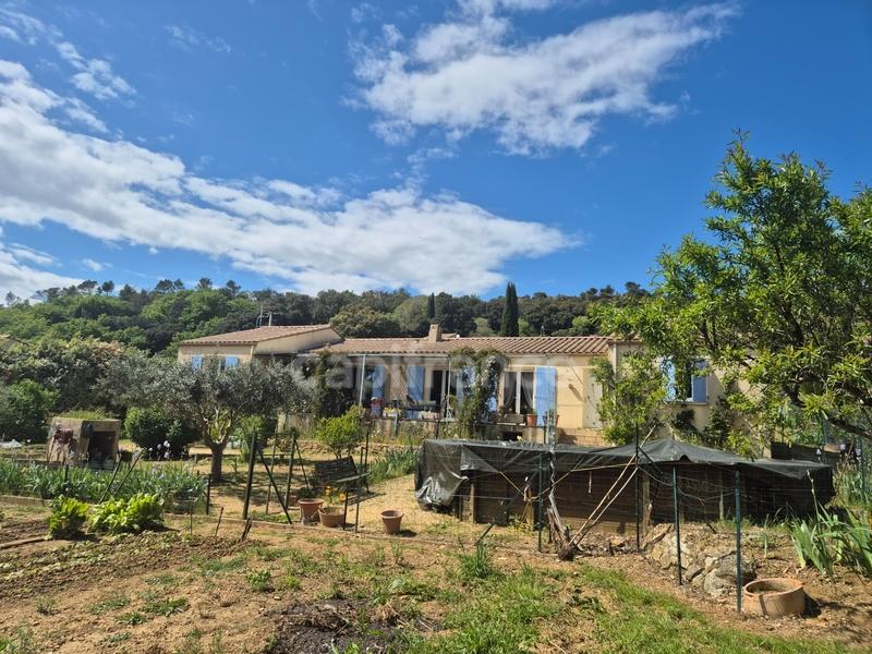 Maison - 130 m² - 6 pièces