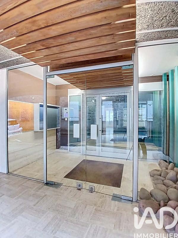 Studio - 30 m² - 1 pièce