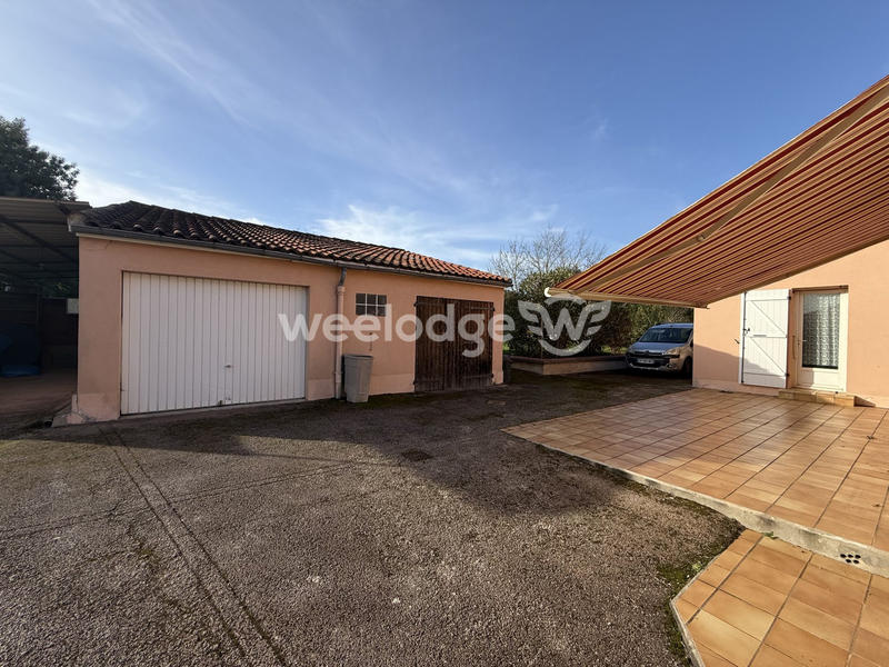 Maison traditionnelle - 156 m² - 5 pièces