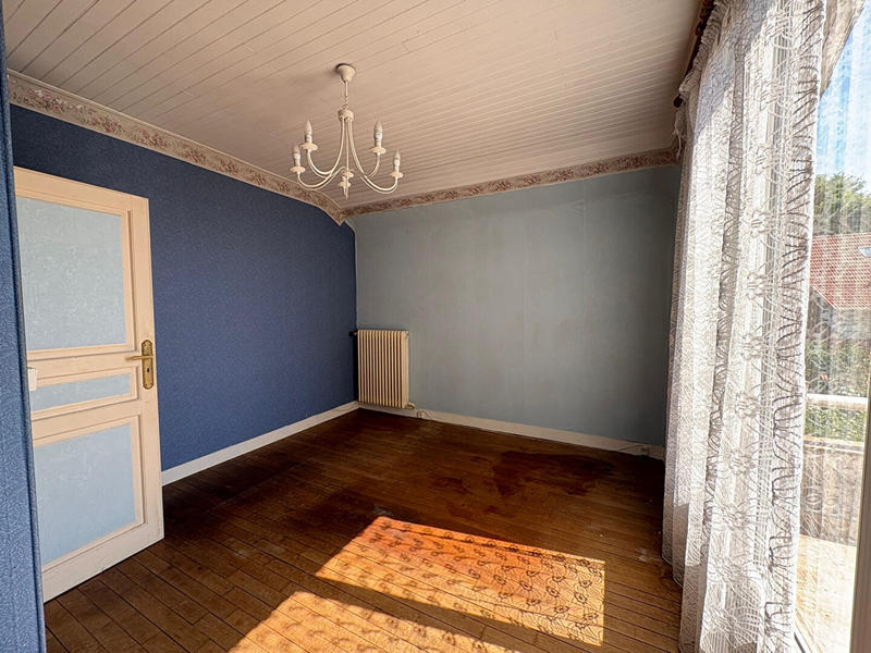 Maison - 95 m² - 5 pièces