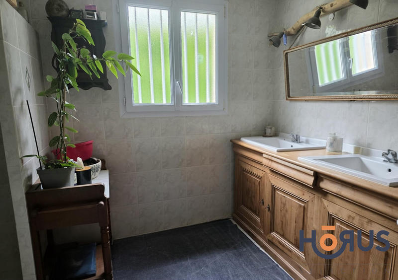 Viager - Maison - 127 m² - 6 pièces