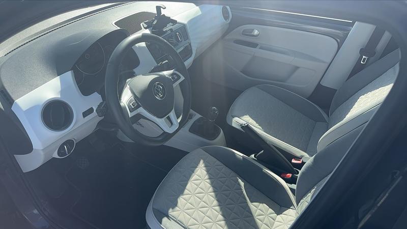 Volkswagen Up! 1.0 65 Beats Audio