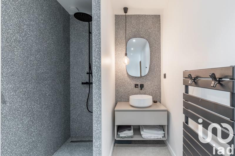 Maison - 207 m² - 4 pièces