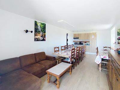 Maison - 259 m² - 12 pièces