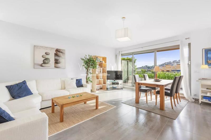 Appartement - 77 m² - 3 pièces