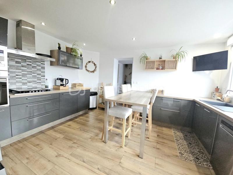 Maison - 109 m² - 5 pièces