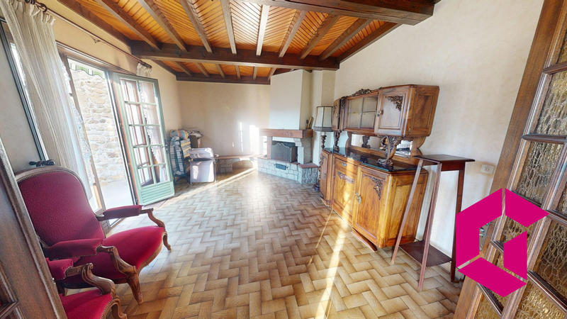 Villa - 102 m² - 7 pièces