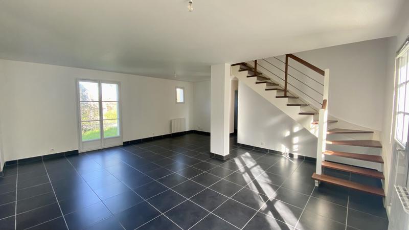 Maison - 92 m² - 6 pièces