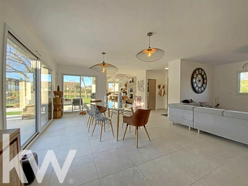 Maison - 142 m² - 5 pièces