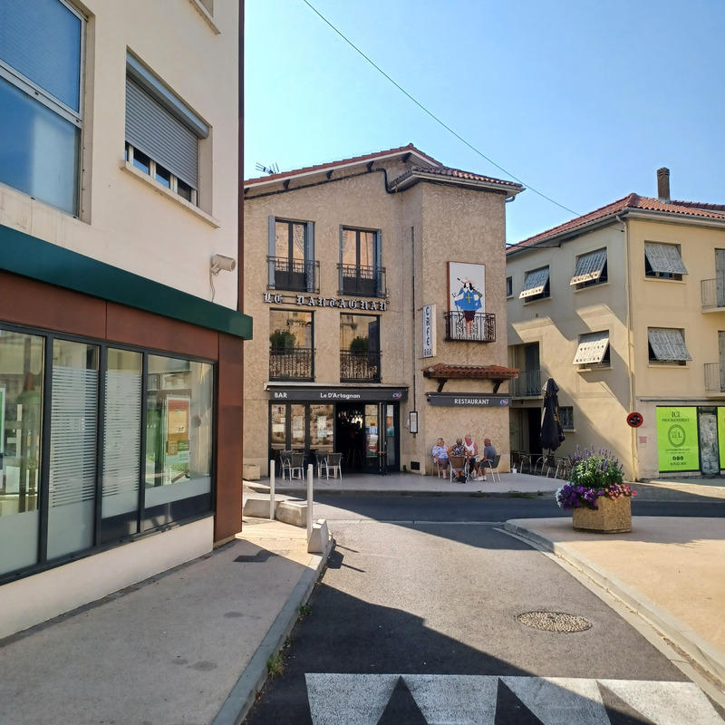 Fonds de commerce - 270 m²