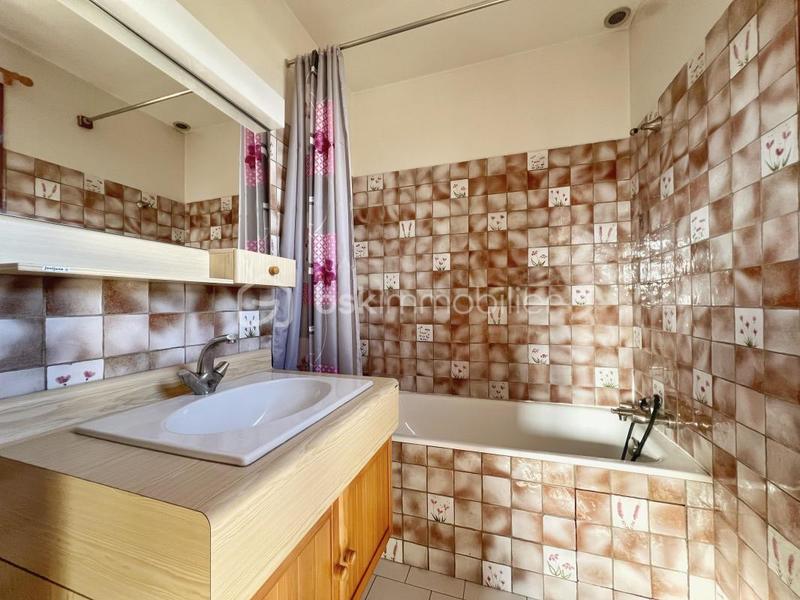 Maison - 152 m² - 7 pièces