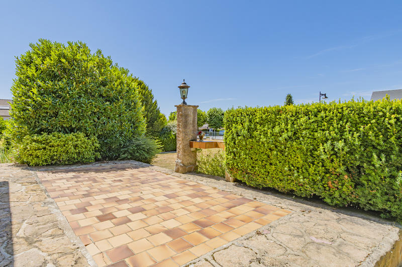 Maison - 181 m² - 6 pièces