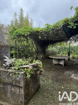 Maison - 93 m² - 5 pièces