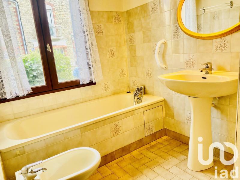 Maison - 105 m² - 5 pièces