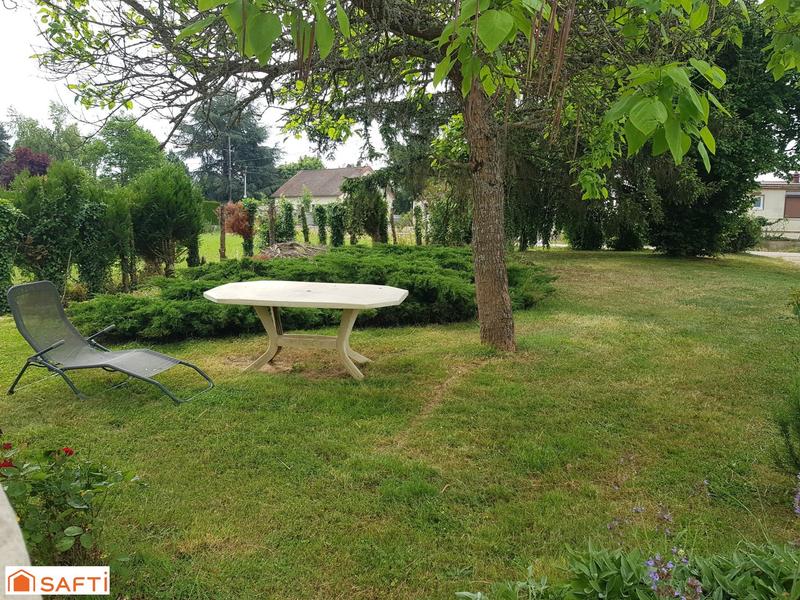 Maison - 210 m² - 8 pièces