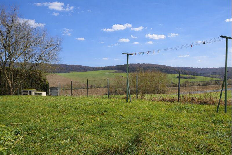 Maison - 96 m² - 5 pièces