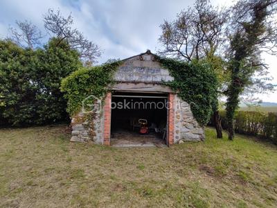 Maison ancienne - 64 m² - 1 pièce