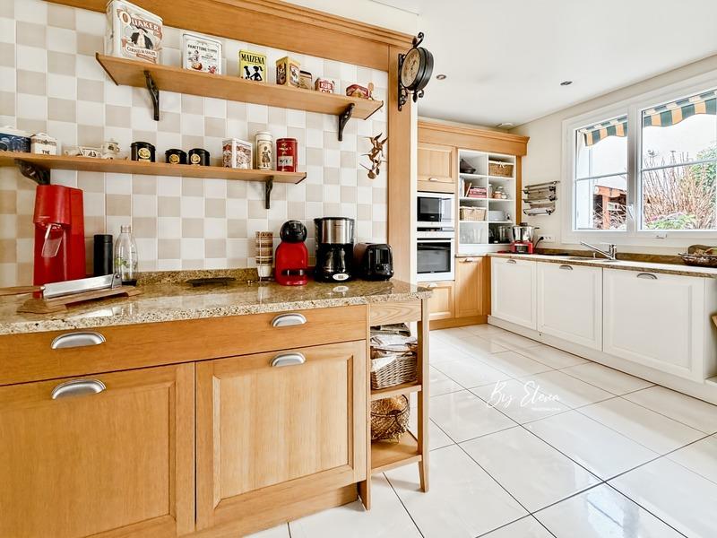 Villa - 189 m² - 7 pièces