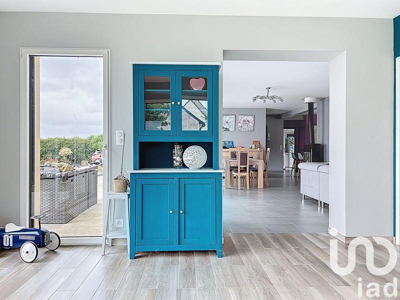 Maison - 210 m² - 10 pièces