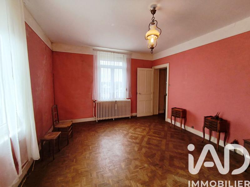 Maison - 211 m² - 7 pièces