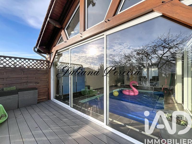 Maison - 180 m² - 7 pièces