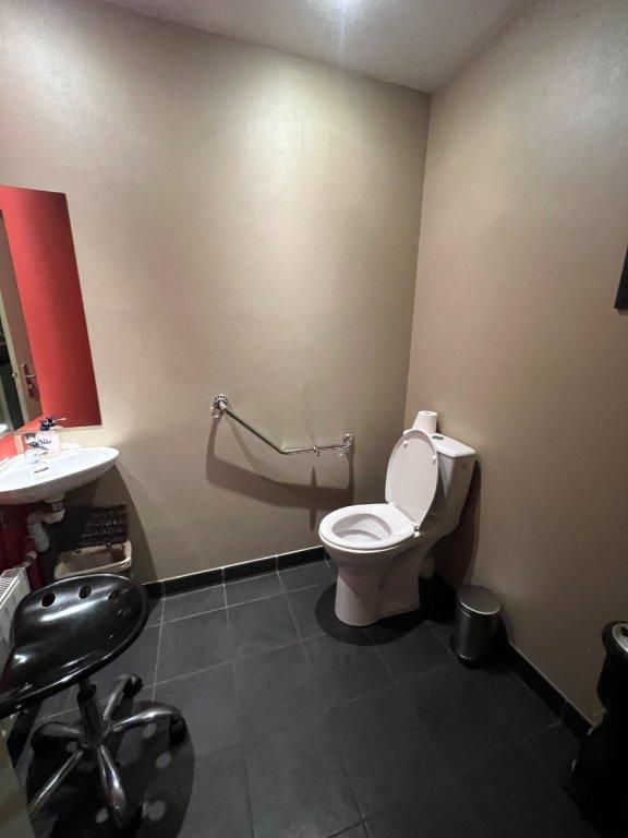 Immeuble - 613 m² - 13 pièces