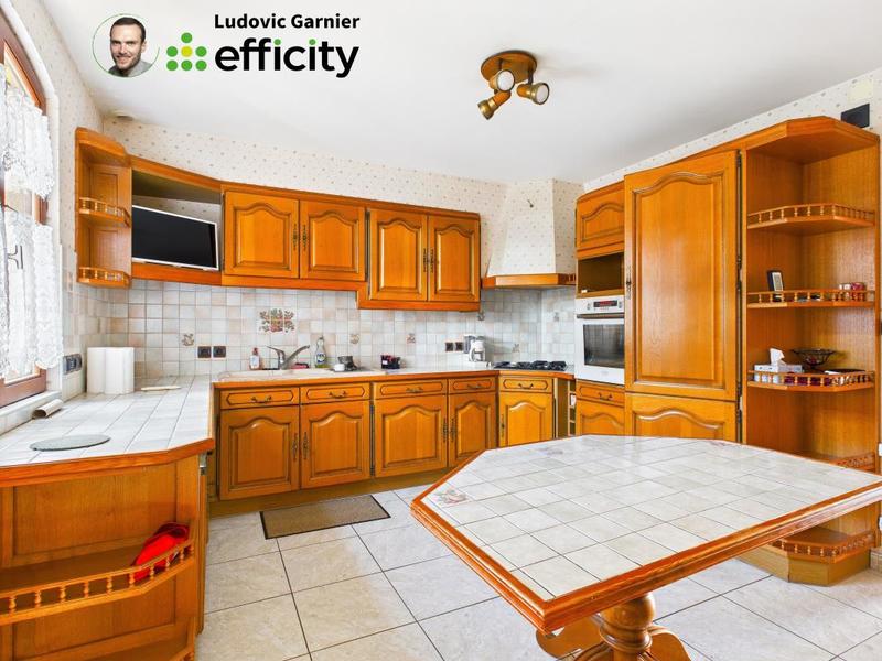 Maison - 190 m² - 6 pièces