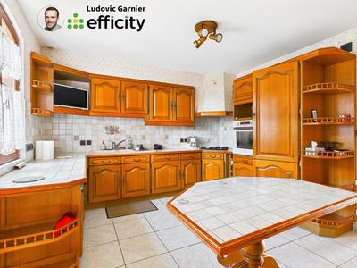 Maison - 190 m² - 6 pièces