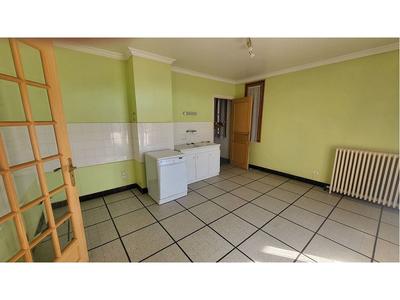 Maison traditionnelle - 260 m² - 10 pièces