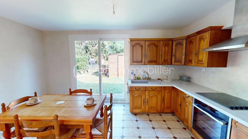 Maison - 111 m² - 6 pièces