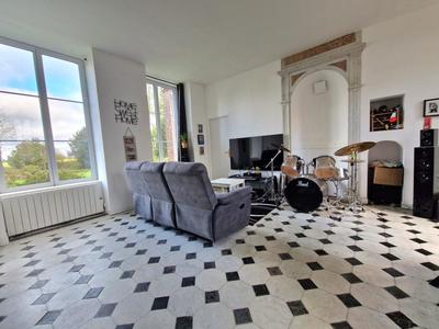 Appartement ancien - 64 m² - 3 pièces