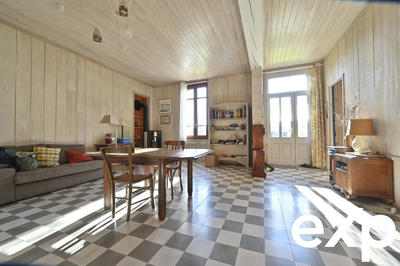 Maison - 145 m² - 7 pièces