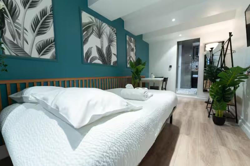 Studio - 15 m² - 1 pièce