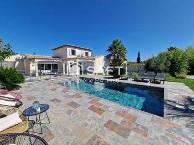 Maison - 152 m² - 7 pièces